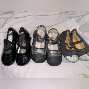 3 pairs of toddler shoes size 7t
